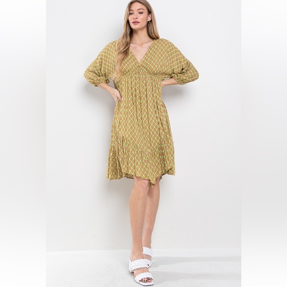 04 Boho V-Neck Woven Print Tiered Midi Dress - Picture 5 of 5